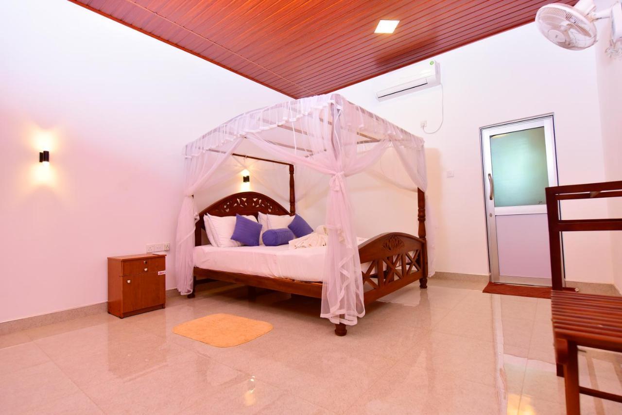 Ariya Rest & Ayurveda Spa Polonnâruvâ Extérieur photo